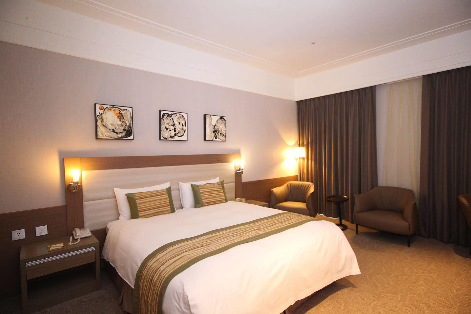 Grace Hotel Zhonghe Чжунхэ Экстерьер фото
